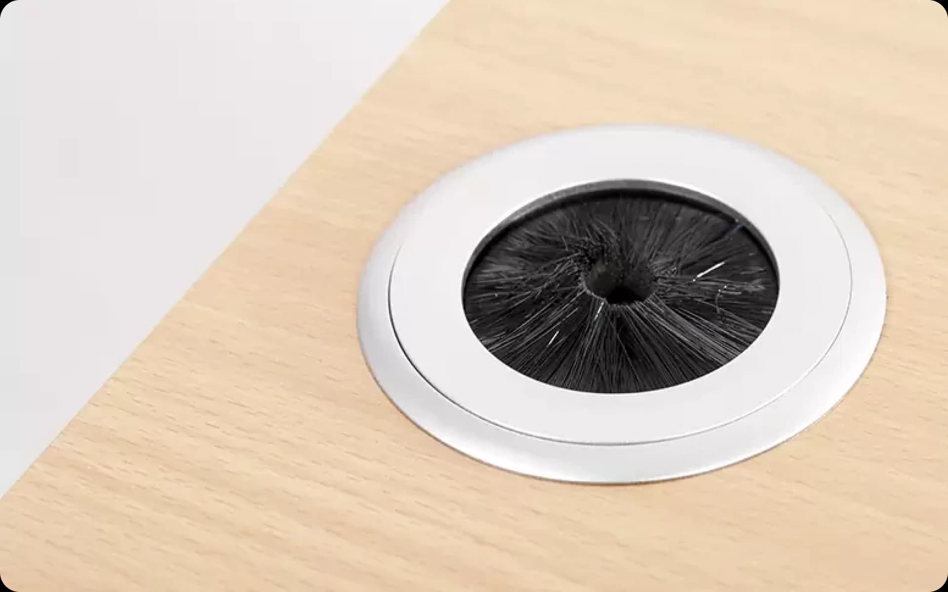 Round Grommet Brushes